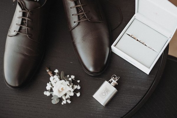 groomsmen accessories checklist